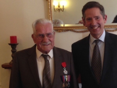 MP meets local Legion d’honneur recipient