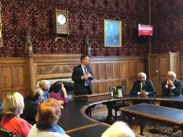 Jonathan welcoming representatives of the Cambridgeshire and Bedfordshire Federation of Small Businesses to Parliament.